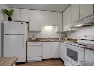 Photo #4: 946803 Listing