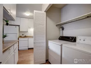 Photo #6: 946803 Listing