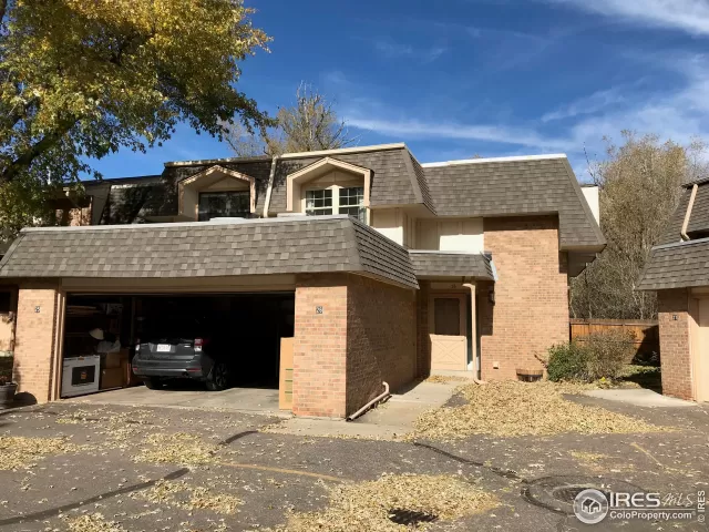 MLS: 946842 Condo For Sale