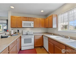 Photo #2: 946872 Listing