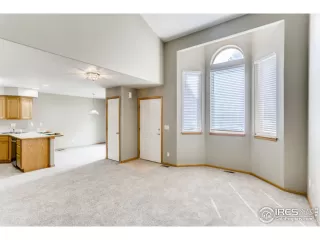 Photo #2: 946906 Listing