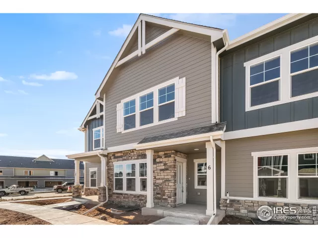 MLS: 946977 Condo For Sale
