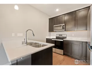 Photo #1: 946980 Listing