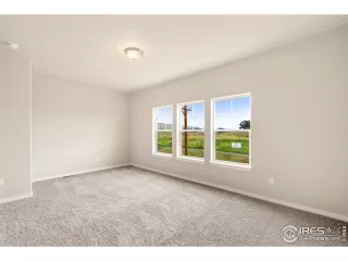 Photo #3: 946980 Listing