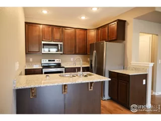 Photo #2: 946981 Listing