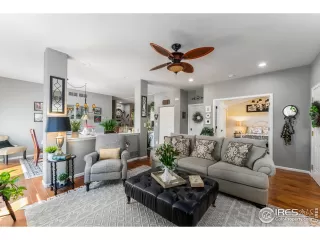 Photo #6: 947125 Listing