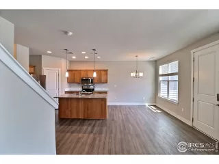 Photo #4: 947144 Listing