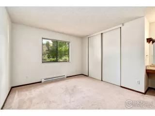 Photo #4: 947186 Listing