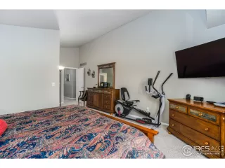 Photo #6: 947228 Listing