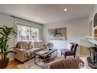 Photo #3: 947240 Listing