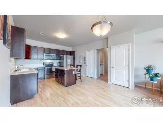 Photo #5: 947278 Listing