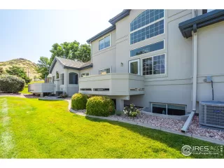 Photo #5: 947309 Listing 