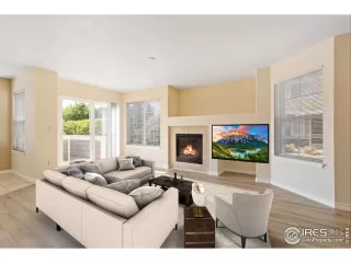 Photo #5: 947348 Listing