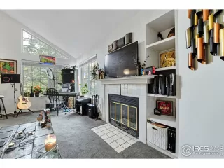 Photo #5: 947389 Listing