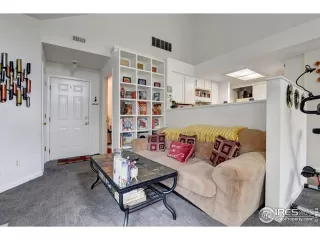 Photo #6: 947389 Listing