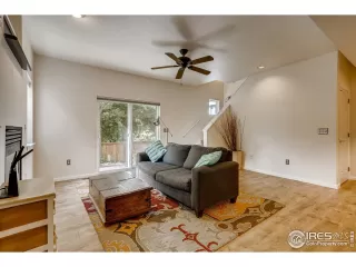 Photo #3: 947399 Listing