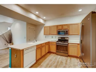 Photo #6: 947399 Listing