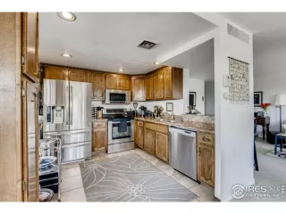 Photo #3: 947460 Listing