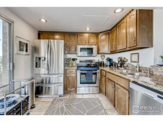 Photo #4: 947460 Listing