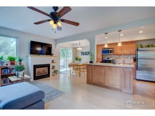 Photo #5: 947464 Listing 