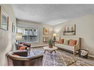 Photo #3: 947540 Listing