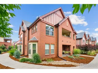 Photo #2: 947599 Listing