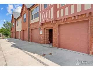 Photo #4: 947599 Listing