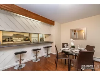 Photo #6: 947653 Listing 