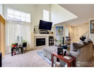 Photo #3: 947772 Listing