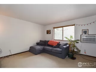 Photo #3: 947813 Listing