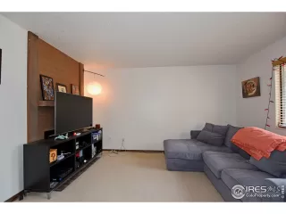 Photo #4: 947813 Listing