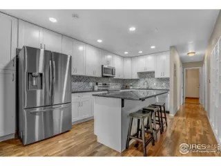 Photo #5: 947835 Listing 