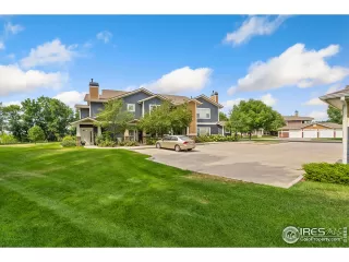 Photo #2: 947894 Listing