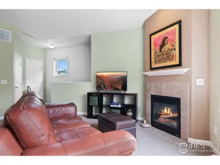 Photo #5: 947894 Listing