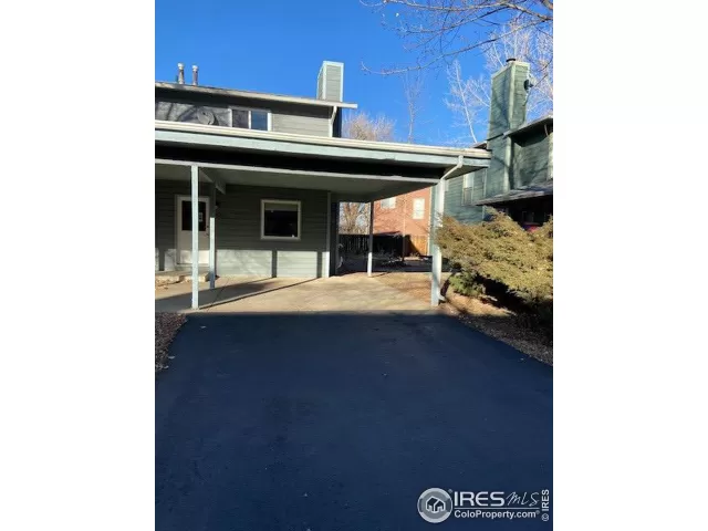 MLS: 947977 Condo For Sale