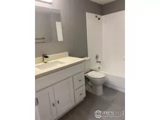 Photo #5: 948010 Listing 