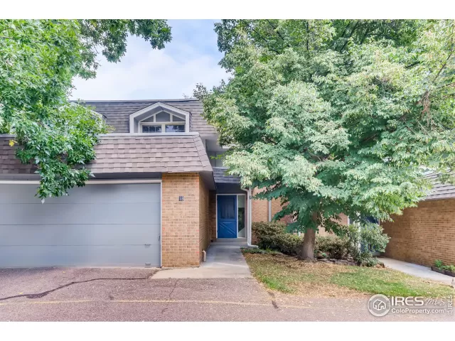 MLS: 948020 Condo For Sale