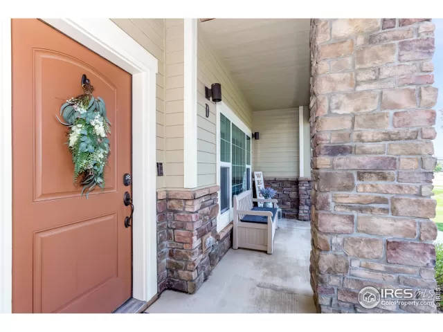 MLS: 948081 Condo For Sale