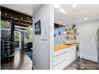 Photo #2: 948156 Listing