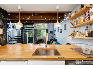 Photo #4: 948156 Listing