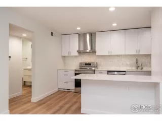 Photo #1: 948160 Listing 