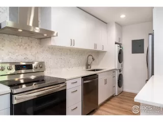 Photo #2: 948160 Listing 