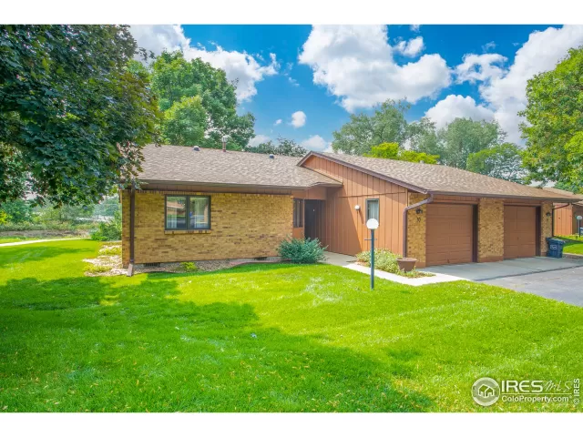MLS: 948175 Condo For Sale