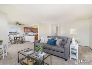 Photo #3: 948175 Listing