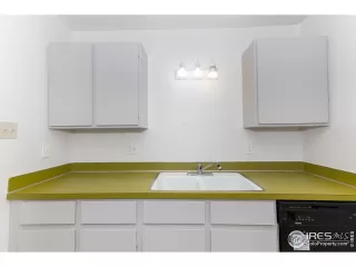 Photo #3: 948181 Listing