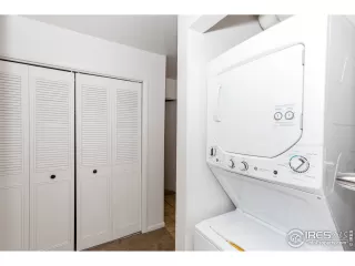 Photo #5: 948181 Listing