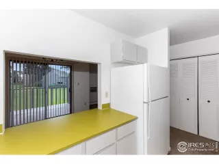 Photo #6: 948181 Listing