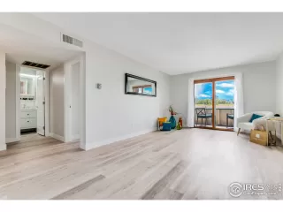 Photo #1: 948196 Listing 