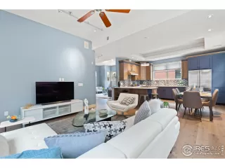 Photo #2: 948236 Listing