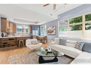 Photo #3: 948236 Listing